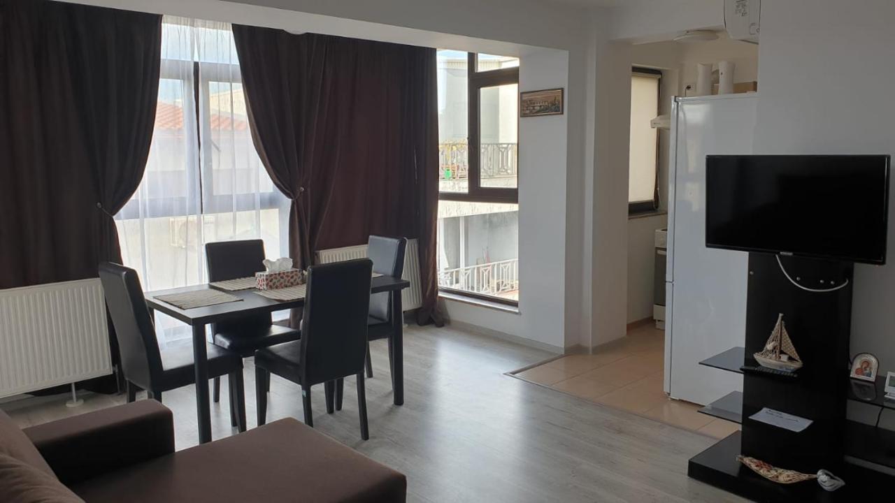 Apartament Lulu Mamaia Nord, 3 Minute De Plaja Năvodari Esterno foto